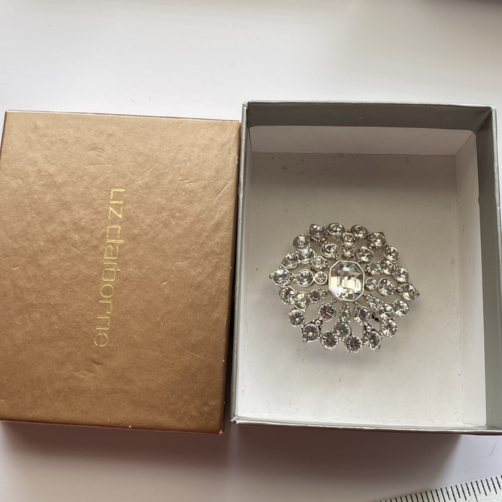 LC Liz Claiborne Silver Crystal snowflake Brooch vintage signed in original box